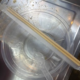 ถ้วย -ช้อน  1 ชุด