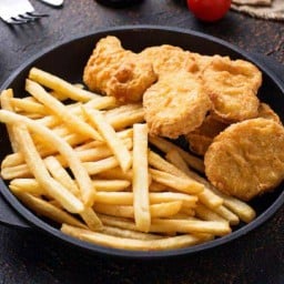 Lisa smoothie น้ำผลไม้ปั่น ลักกี้เดย์ ชาไทย ๑