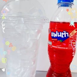 น้ำแดง+น้ำแข็ง