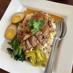 สุชาดาอาหารตามสั่งข้าวขาหมู