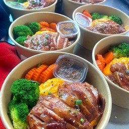 ข้าวเด็กหลังบ้าน