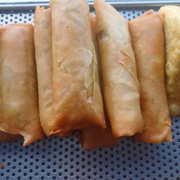 ปอเปี๊ยะทอดไส้วุ้นเส้นหมูสับ