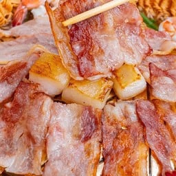หมูกระทะย่างให้ ตลาดโต้รุ่ง ทอ. ตลาดโต้รุ่ง ทอ.