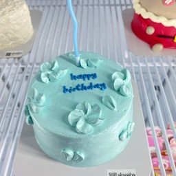 เค้กดอกไม้สีฟ้่า 1/2ปอนด์ (ไม่รับเขียนข้อความเพิ่ม)