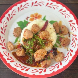 ข้าวกะเพราหมูเด้ง ต้องเบิ้ล