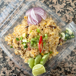 ข้าวผัดปลา1กระป๋อง