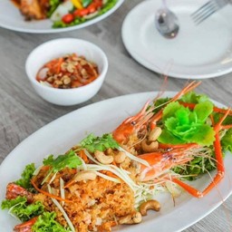 ยำกุ้งฟู