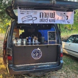 Coffee with cat lover ซอยวัดบัวโรย