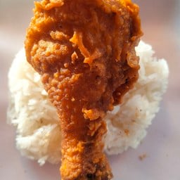 ร้านไก่ทอดหาดใหญ่ ยายนา