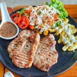 Hello Steak House เฮลโล สเต็กเฮ้าส์