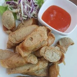 ไส้กรอกปลาทอด