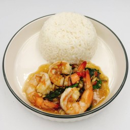 ข้าวกระเพรากุ้ง