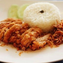 ไก่-ใน-บ้าน