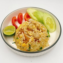 ข้าวผัดหมูกรอบ