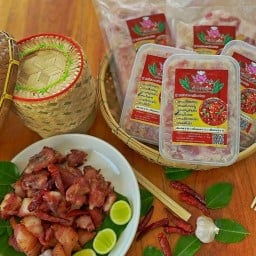 กุ้งแช่น้ำปลา คุณอุ๋ย,ทะเลดองน้ำจิ้มซีฟู๊ดรสเด็ด ศรีราชา