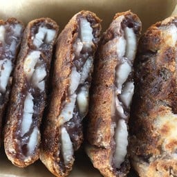 บ้าบิ่นมะพร้าวอ่อนเข้าวัง