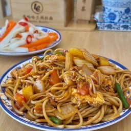 E3鸡蛋炒面บะหมี่ผัดไข่
