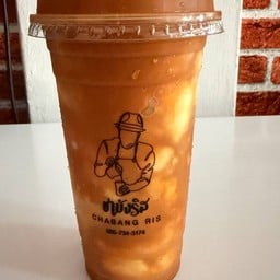 มะพร้าวนมสดปั่นชาเย็น Fresh coconut milk blended with Thai tea