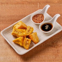 เต้าหู้ทอดโผวเล้ง 6 ชิ้น