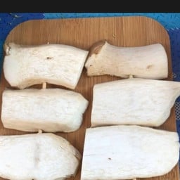 ลูกชิ้นปิ้ง แซ่บบักคัก เขาน้อย