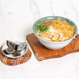 โจ๊กหมู-ไข่เยี่ยวม้า