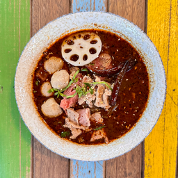 .ก๋วยเตี๋ยวน้ำตกหมาล่า.