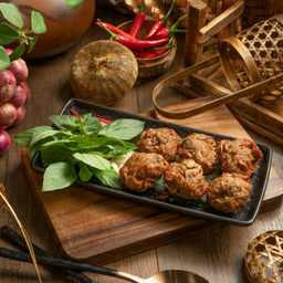 ลาบทอดก้อนโต