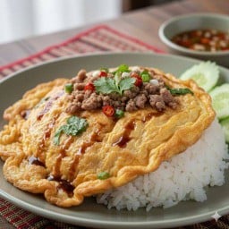 ข้าวไข่เจียวทรงเครื่อง (น้องพั้นซ์)