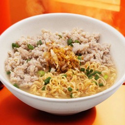 มาม่าหมูสับ