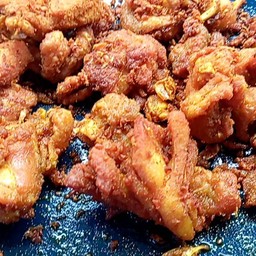 ไก่ทอดขมิ้น