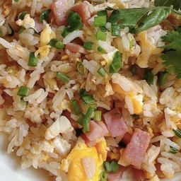 ข้าวผัดแฮม