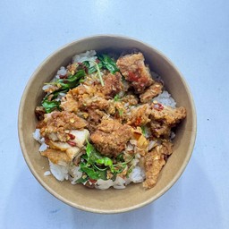 ข้าวกะเพราไก่กรอบ ไข่ต้ม 1 แถม 1 เท่านั้น