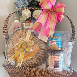 กระเช้าเบเกอรี่ใหญ่