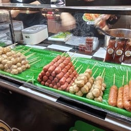 ลูกชิ้นเนื้อพลังมุสลิม ตลาดเซฟวันโก