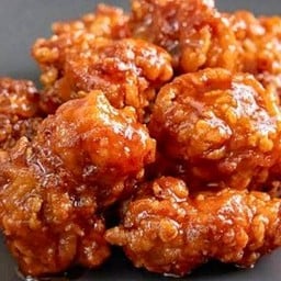 ไก่ทอดฉ่ำซอส + ดิป (เลือกดิปได้)