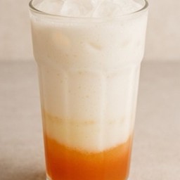 พีชและครีม