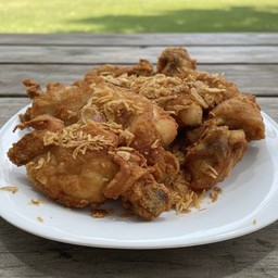 สะโพกไก่ ไม่มีกระดูก 1 ชิ้น