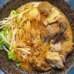 ก๋วยเตี๋ยวเรือเมืองสองแคว สาขาสุขุมวิท 48