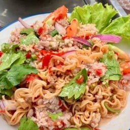 ร้านลาบเมืองพล -