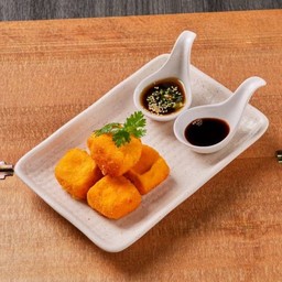 เต้าหู้ทอดไก๊ฟ่าน 10 ชิ้น