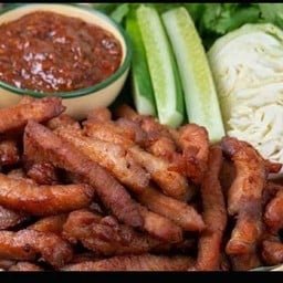 ชุดแดดเดียว ข้าว แจ่ว และชุดผักสด