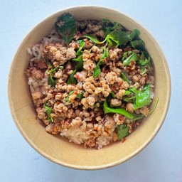 ข้าวกะเพราหมูสับ