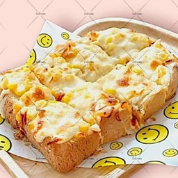 ปังข้าวโพดชีส