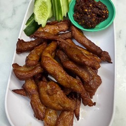 หมูแดดเดียวสูตรอาม่า กับข้าว