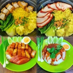 บะหมี่เกี๊ยว&ข้าวหมูแดง,หมูกรอบ by น้ำทิพย์