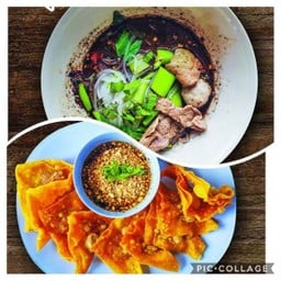 .ชุดอิ่มคุ้ม_ก๋วยเตี๋ยวน้ำตกเนื้อ + เกี๊ยวทอด.
