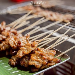 หมูปิ้งบ้านแม่เพ็ญ