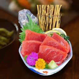 438. HONMAGURO AKAMI SASHIMI