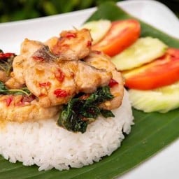 เจ๊ปุ้ยริมหาดอาหารตามสั่ง