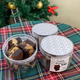 ฟัจด์บราวนี่ดูไบ (1กระปุก)